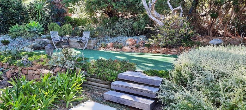 Camps Bay Loft With Stunning Mountain And Ocean Views Apartment Cape Town Bagian luar foto